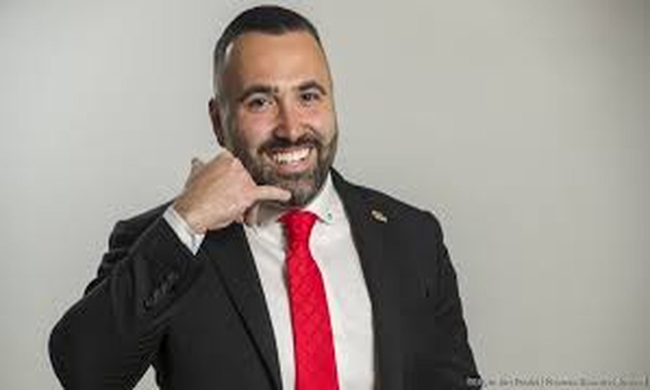 Brandon Rafi Net worth